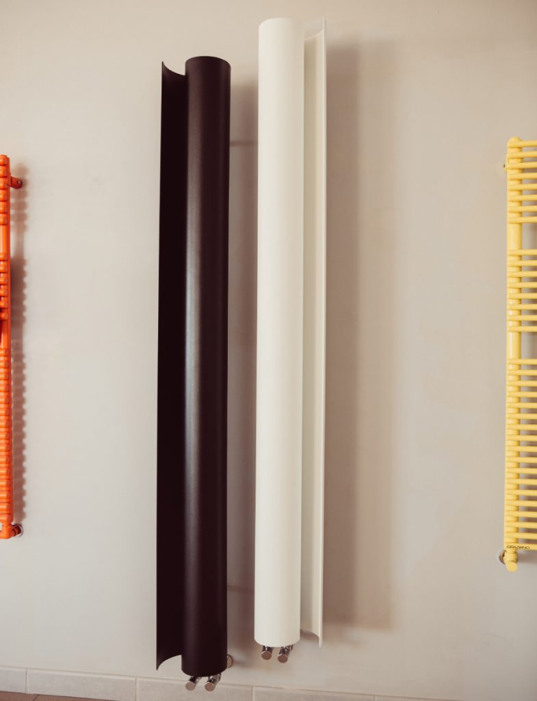 vertikaler Handtuchwärmer six Weiß farbig six graziano radiators