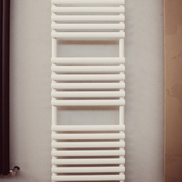 scaldasalviette tubolare bianco colorato orbite graziano radiators