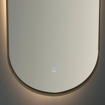 specchio telaio in alluminio luce led interrutore touch dettaglio argo oval vanità & casa