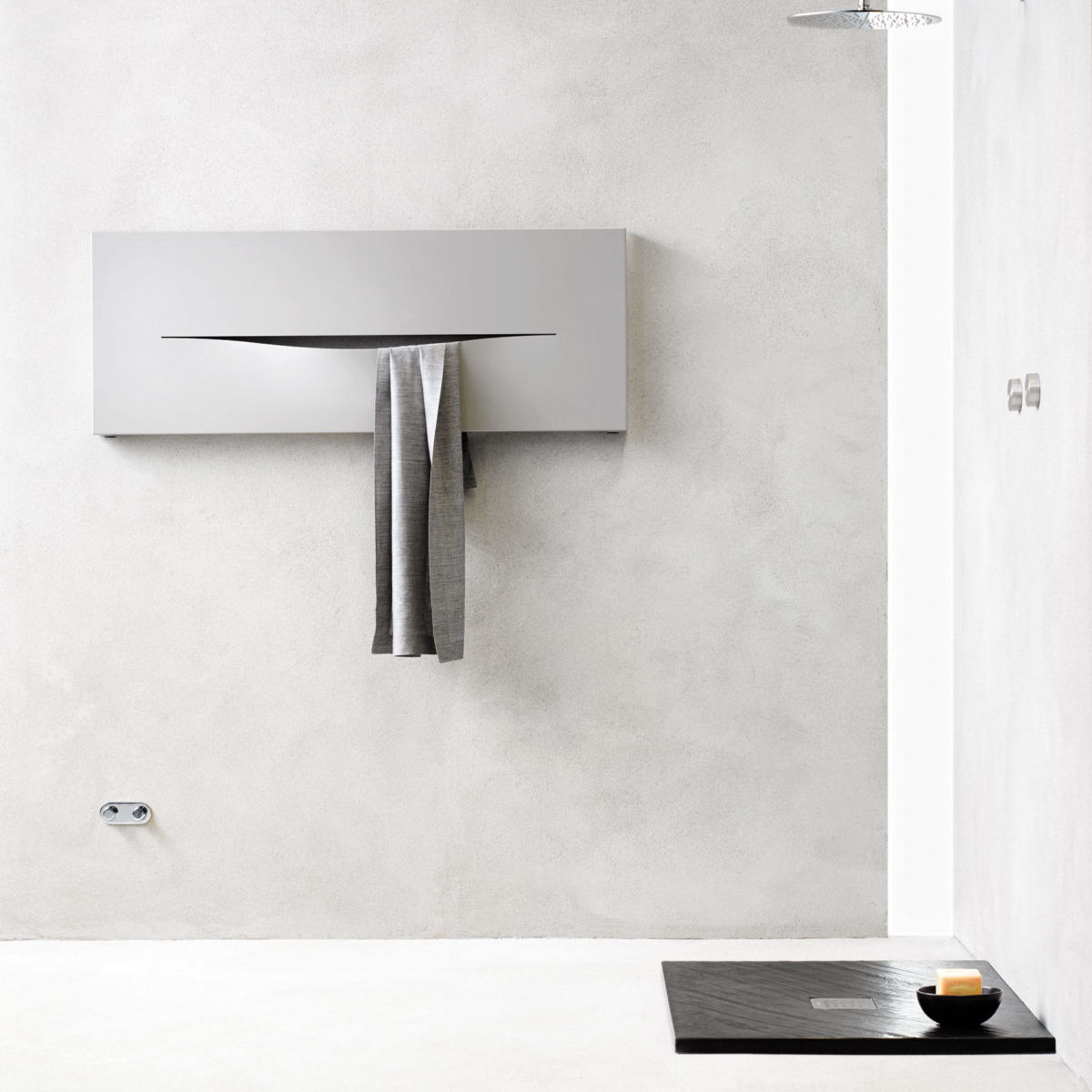 colored white plate radiator cut horizontal caleido