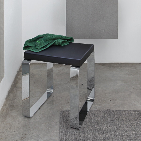sgabello doccia acciaio inox poliuretano integrale nero quadra geelli