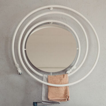 termoarredo bagno acciaio al carbonio con specchio vortice graziano