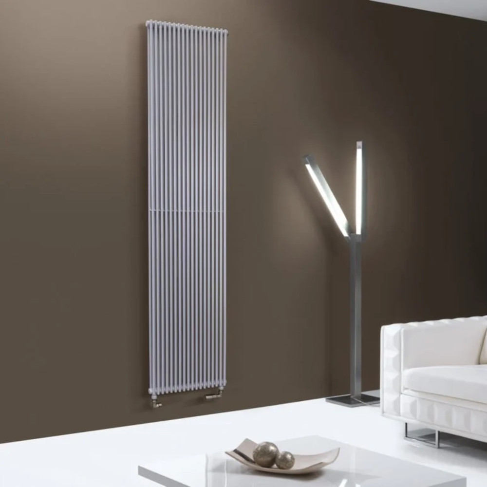 deltacalor hydraulic living röhrenförmiger weißer Doppel-Hegoline 13 Heizkörper