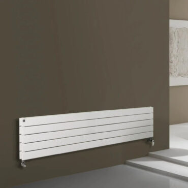 termoarredo idraulico moderno bianco colorato flyline orizzontale deltacalor