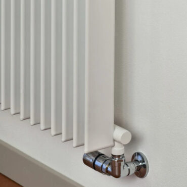 termoarredo idraulico singolo bianco dettaglio valvola design space deltacalor